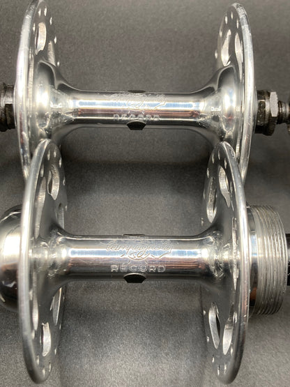 Coppia mozzi Campagnolo Record a flangia alta 36 fori. Modello 1035.