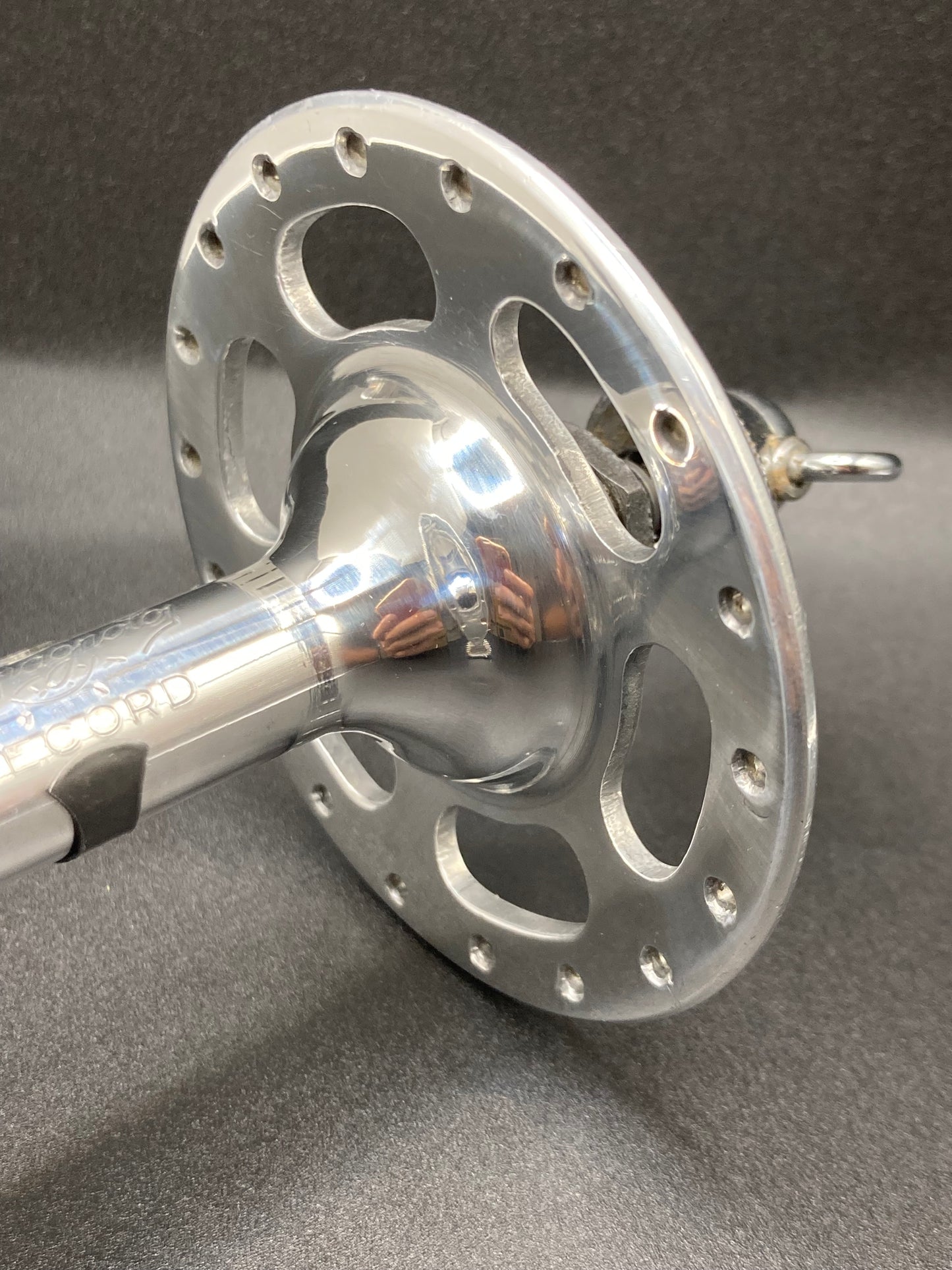 Coppia mozzi Campagnolo Record a flangia alta 36 fori. Modello 1035.