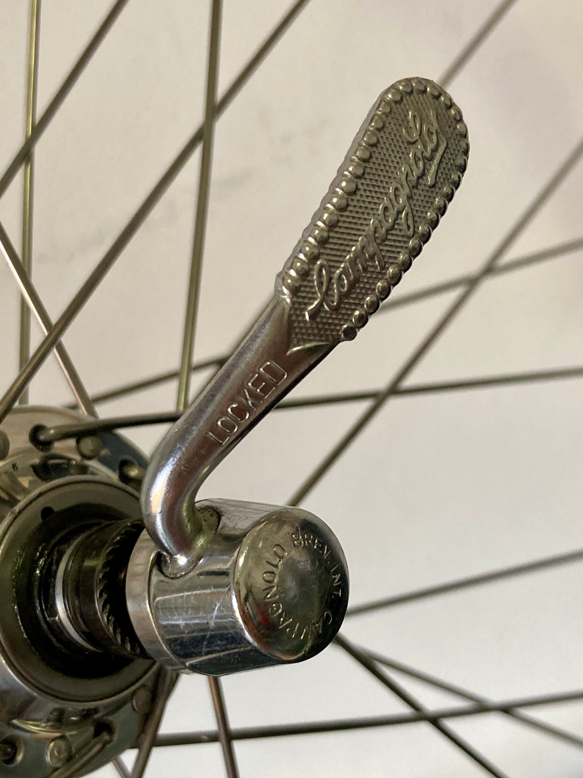 Ruote Campagnolo record 8 v. Cerchi Omega per copertoncino.