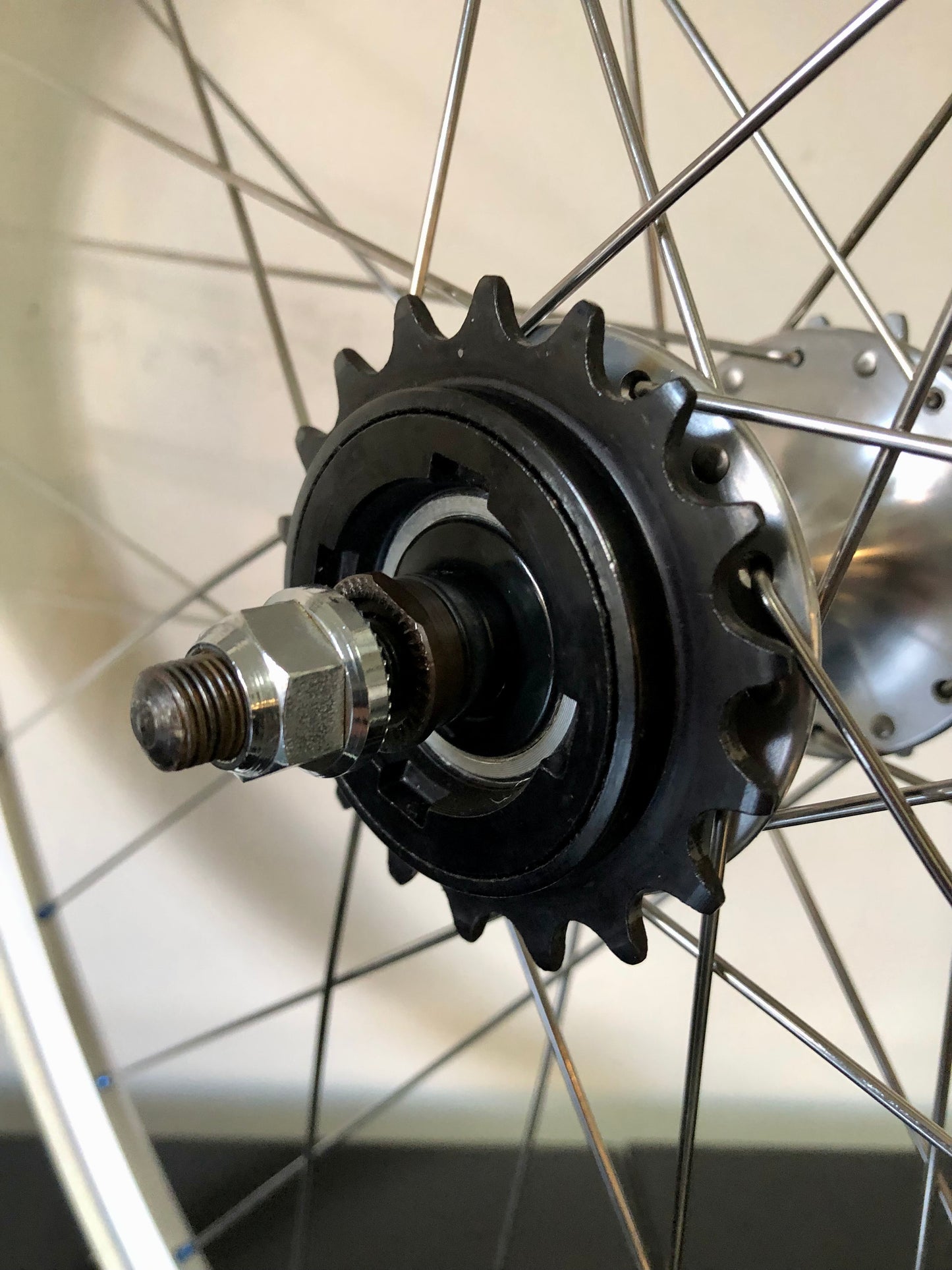 Set ruote Fixed Single- Speed. Mozzi Miche Primato, posteriore Flip-Flop.
