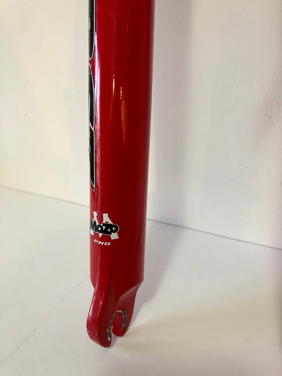 Forcella RST Mozo PRO. MTB 26" 110mm. Cannotto sterzo sostituibile.