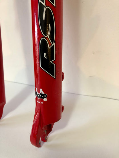 Forcella RST Mozo PRO. MTB 26" 110mm. Cannotto sterzo sostituibile.