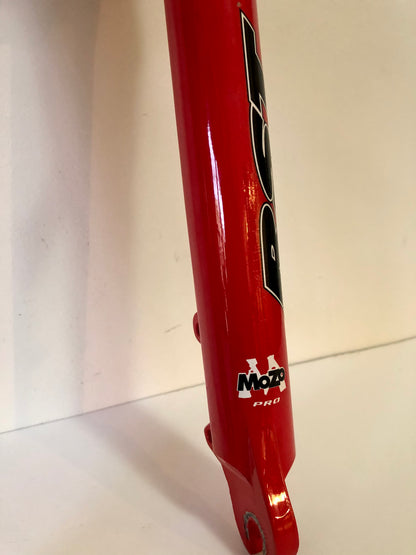Forcella RST Mozo PRO. MTB 26" 110mm. Cannotto sterzo sostituibile.