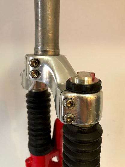 Forcella RST Mozo PRO. MTB 26" 110mm. Cannotto sterzo sostituibile.