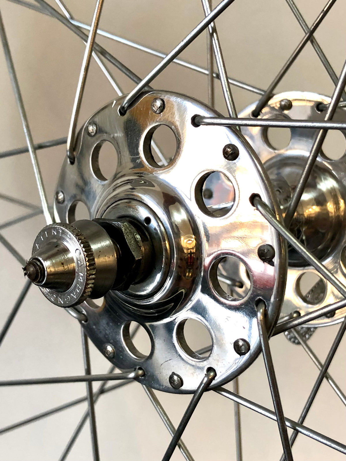 Ruote Campagnolo con mozzi Nuovo Tipo a flangia alta e cerchi Nisi. 700c tubolari.