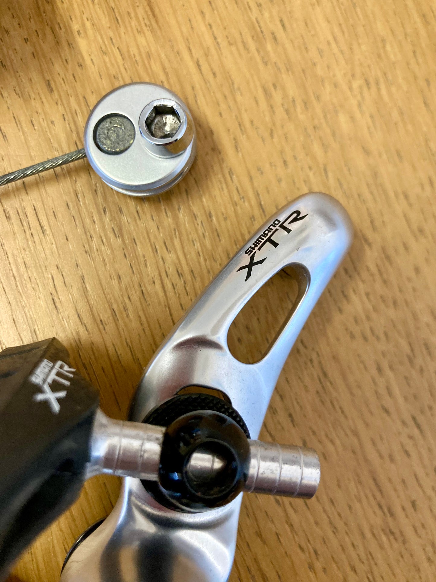 Set freni cantilever Shimano XTR  M900.