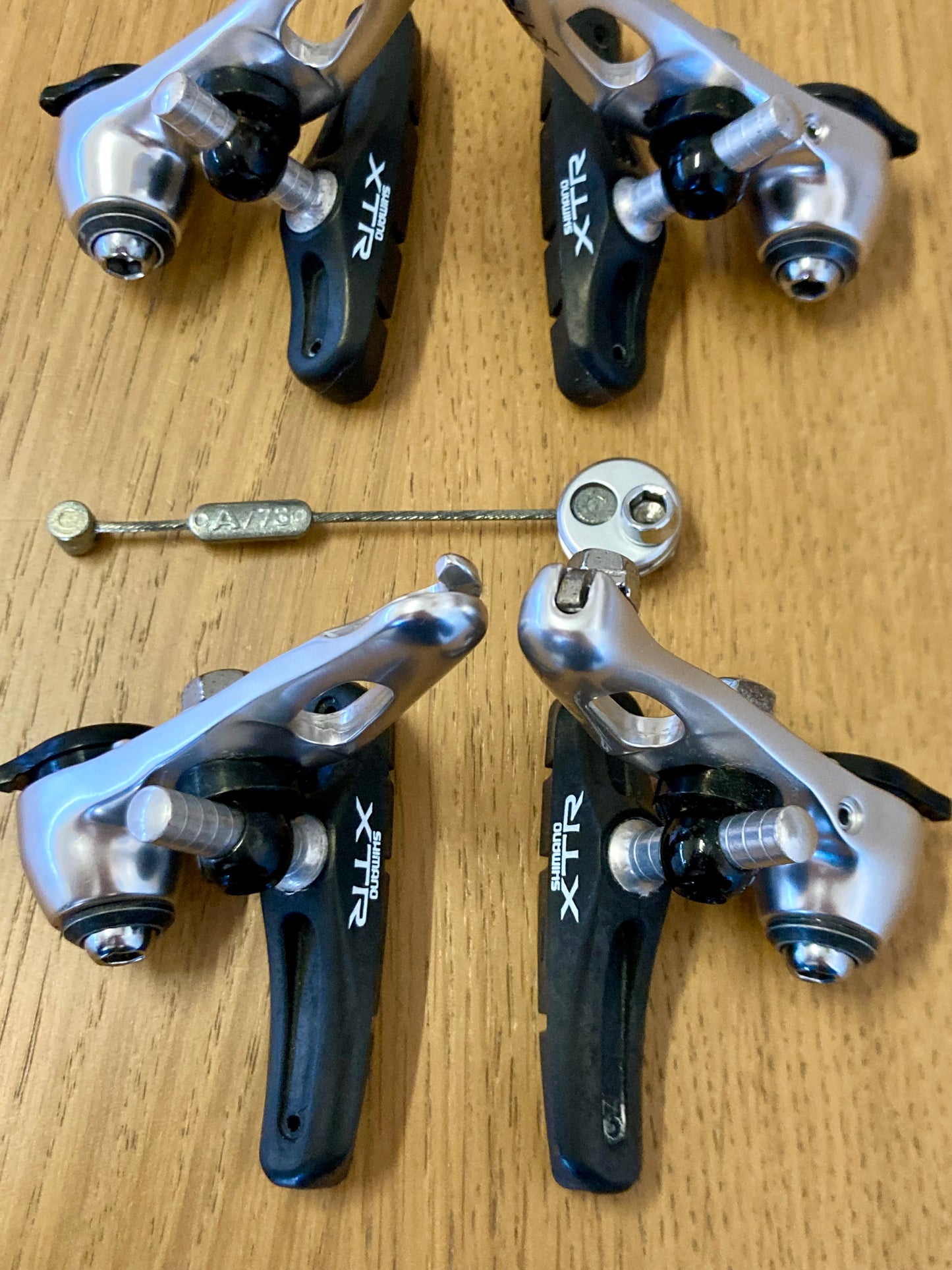 Set freni cantilever Shimano XTR  M900.