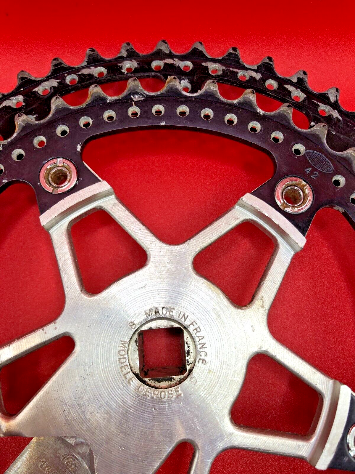 Guarnitura Stronglight 105 ter. 170mm, 52/42. Filettatura pedali francese.
