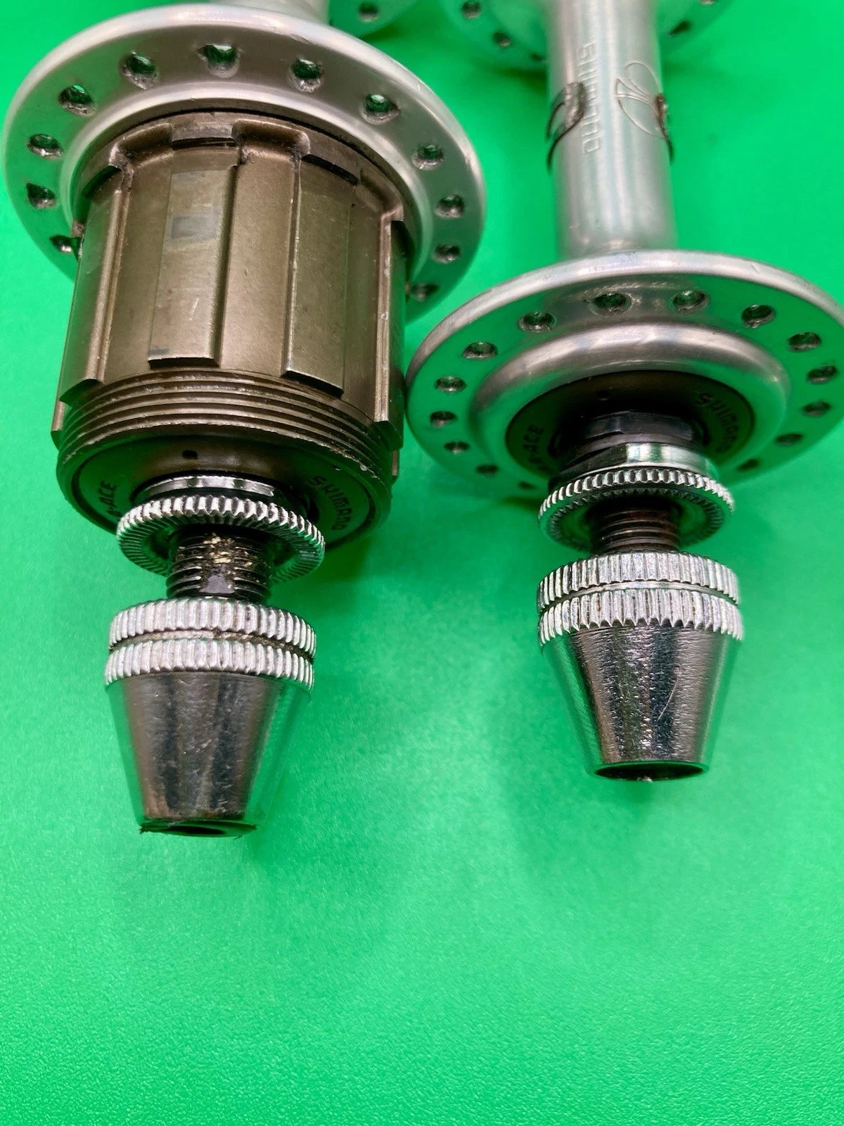 Set mozzi Shimano Dura Ace EX  FH HB 7260. Con cassetta UG 14-24.