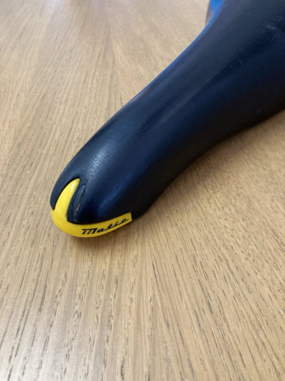 Selle Italia Turbo Matic del 1990. Tomaia in pelle.