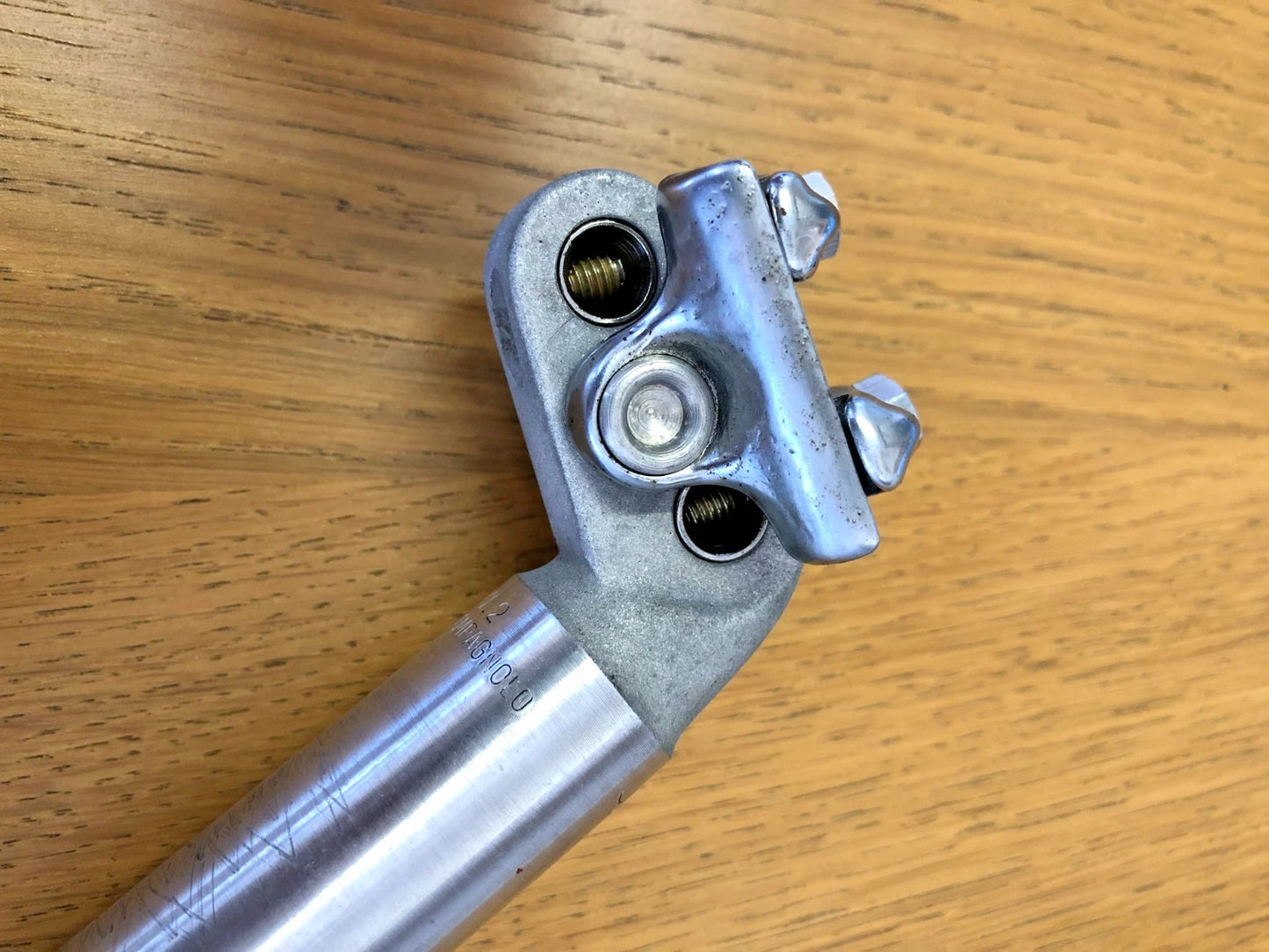 Reggisella Campagnolo Record 1044. Diametro 27,2mm