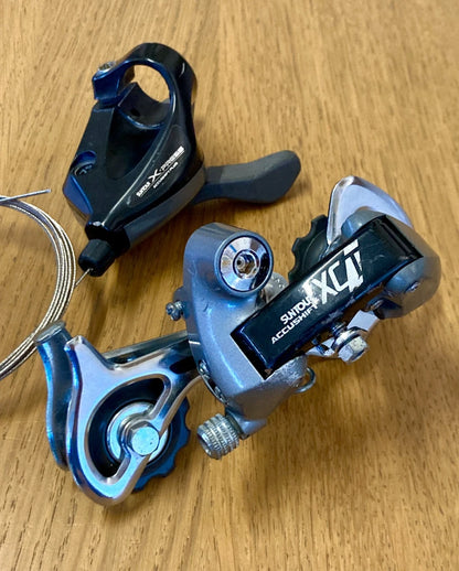 Cambio posteriore SunTour XCT Accushift 7v con comando.