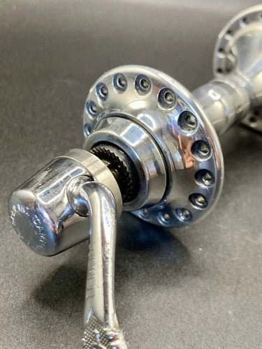 Mozzo anteriore Campagnolo Record / C-Record, 32 fori.