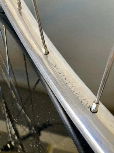 Ruote Campagnolo Record - Nisi tubolare. Mozzi a flangia alta "No Record".