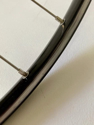 Ruota posteriore Campagnolo Record Ambrosio Montreal tubolare.