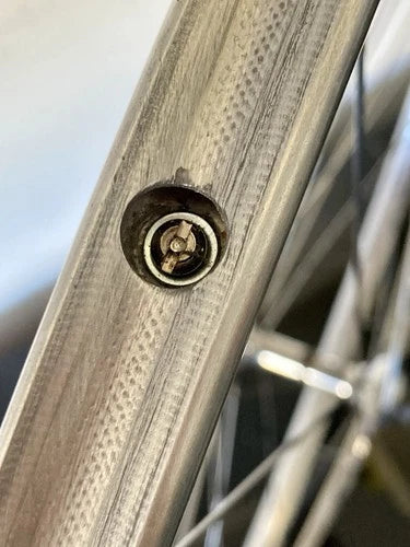 Ruote Campagnolo Record - Nisi tubolare. Mozzi a flangia alta "No Record".