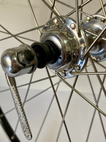 Ruota posteriore Campagnolo Record Ambrosio Montreal tubolare.