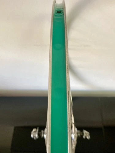 Ruota anteriore corsa, mozzo Campagnolo Record, cerchio Ambrosio 19 Extra copertoncino.