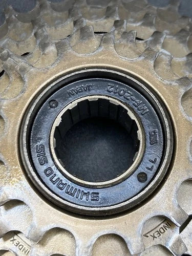 Ruota libera 6v 14-32. Shimano MF-Z012